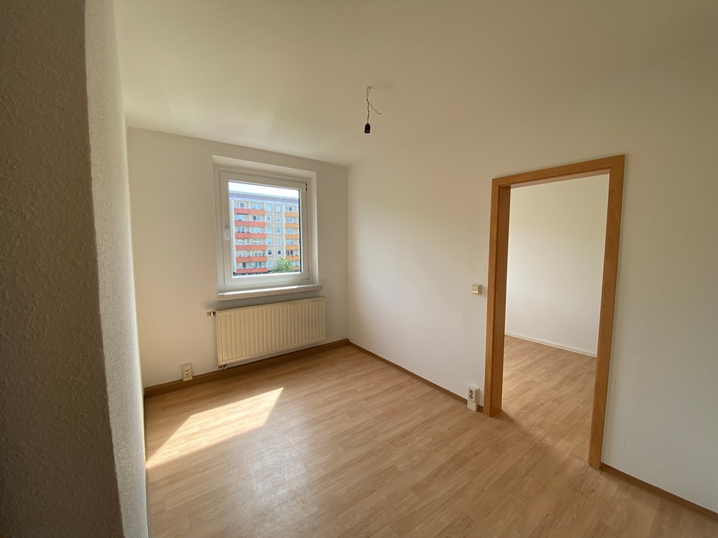 https://awg-rennsteig.de/wp-content/uploads/db/VE_4177_17_04_2026_02_47/1. kleines Zimmer